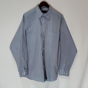 20% off 3! Roundtree Long Sleeve Button Down Shirt